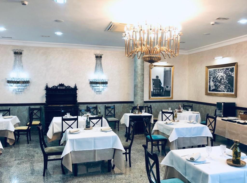 La Morona Hotel Морон-де-ла-Фронтера Экстерьер фото