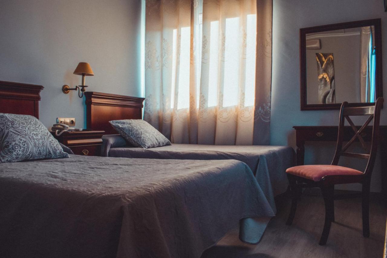 La Morona Hotel Морон-де-ла-Фронтера Экстерьер фото